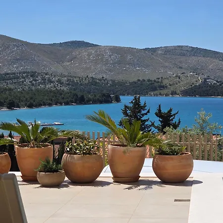 Villa White One *