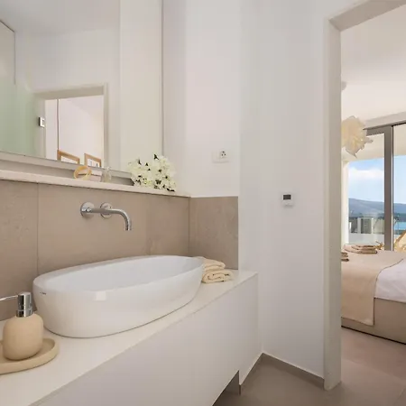 White One * Zaboric